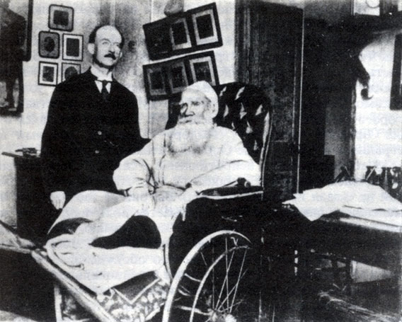 Л.Н. Толстой с Генри Джорджем (сыном). 5 июня 1909 г.