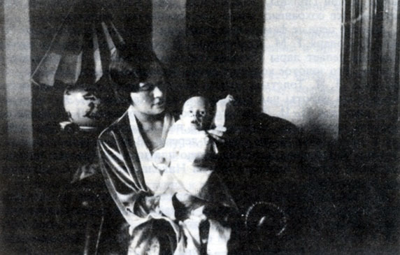 Леонардо Альбертини с сьшом Луиджи. Рим. 1931 г.
